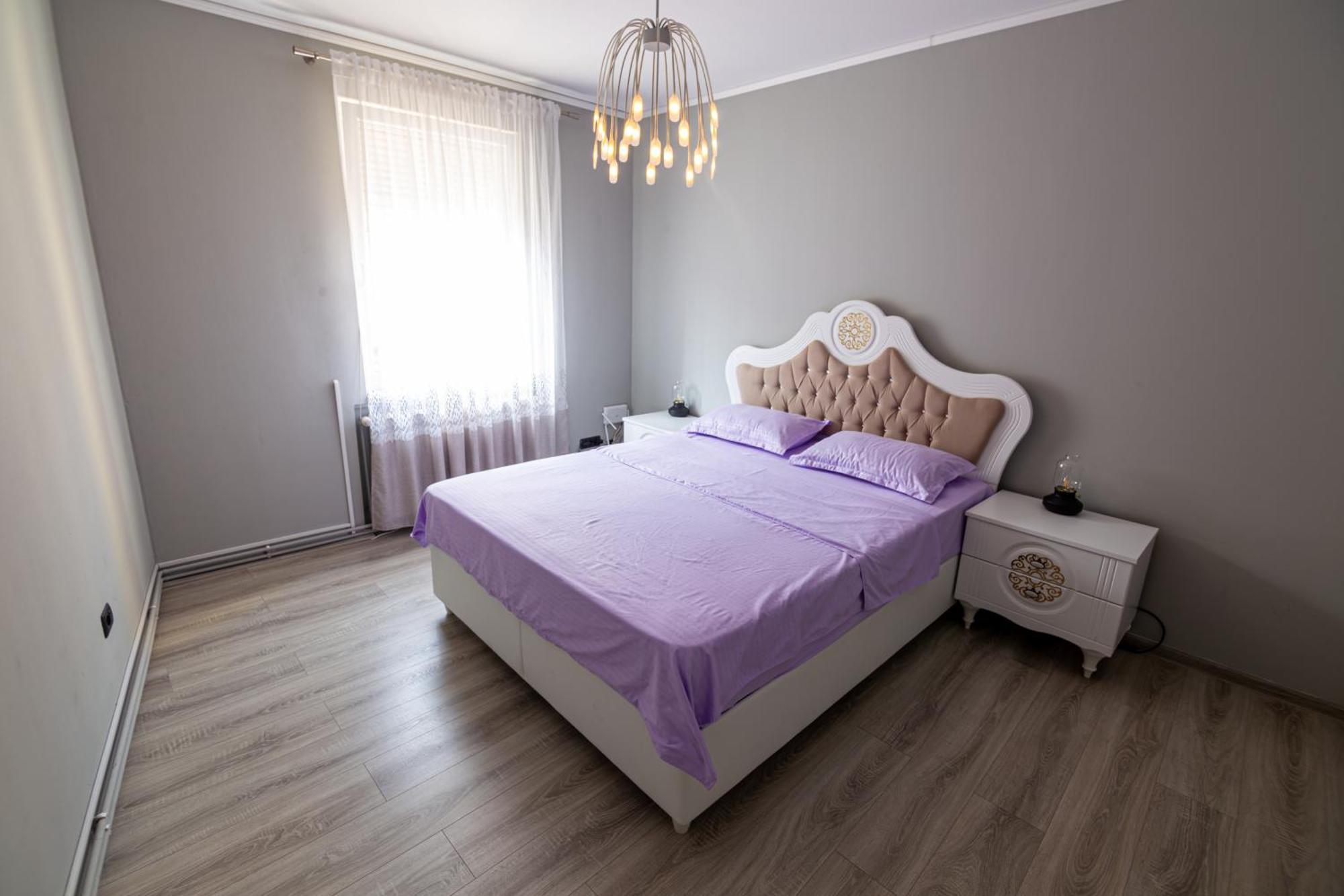 Apartamento Whitehouse Arad Exterior foto